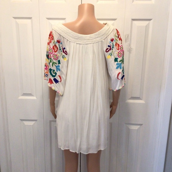 Judith March Boho Ivory Crinkle Floral Embroidered Half Sleeve Tunic Top Size L - Picture 6 of 9